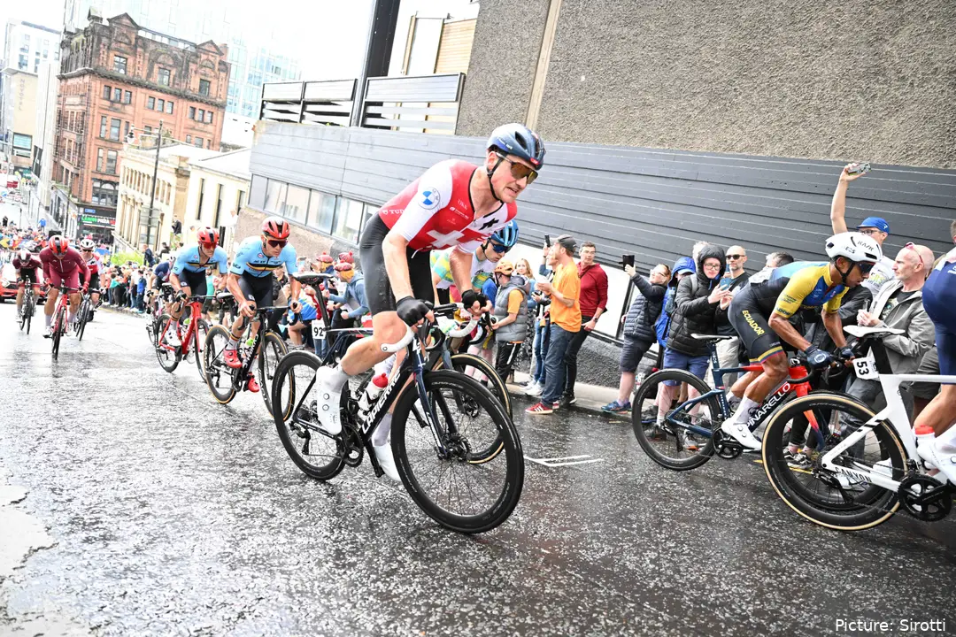 Stefan Kung en acción en el Mundial de Glasgow 2023