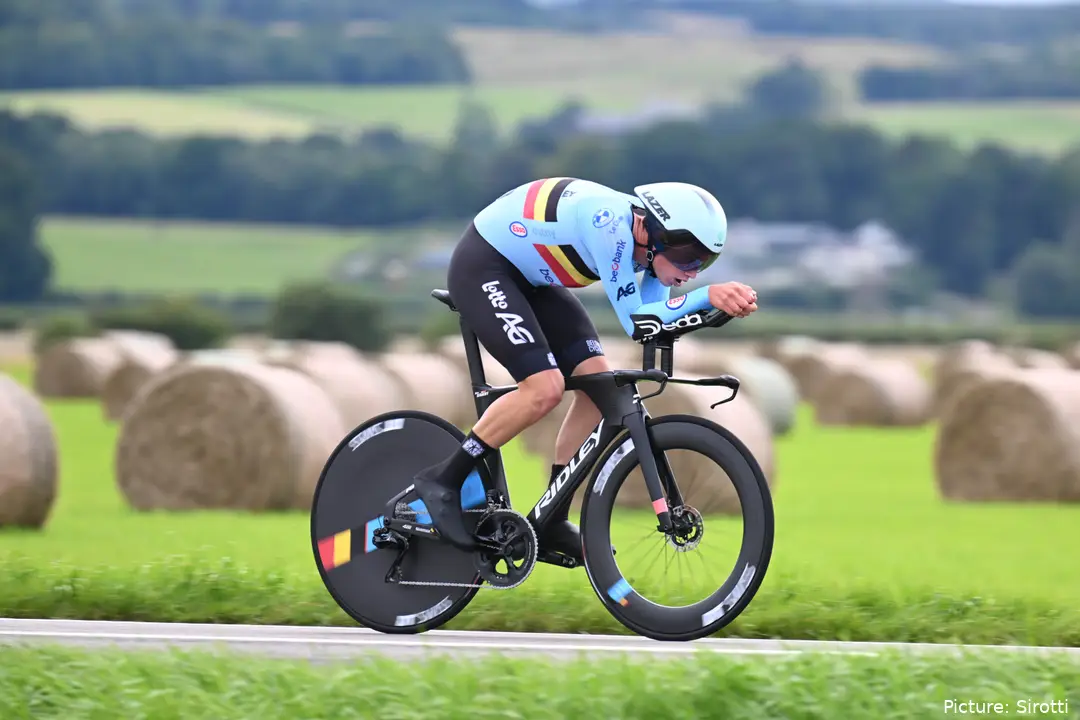 Alec Segaert, en acción en el Campeonato de Europa Contrarreloj.