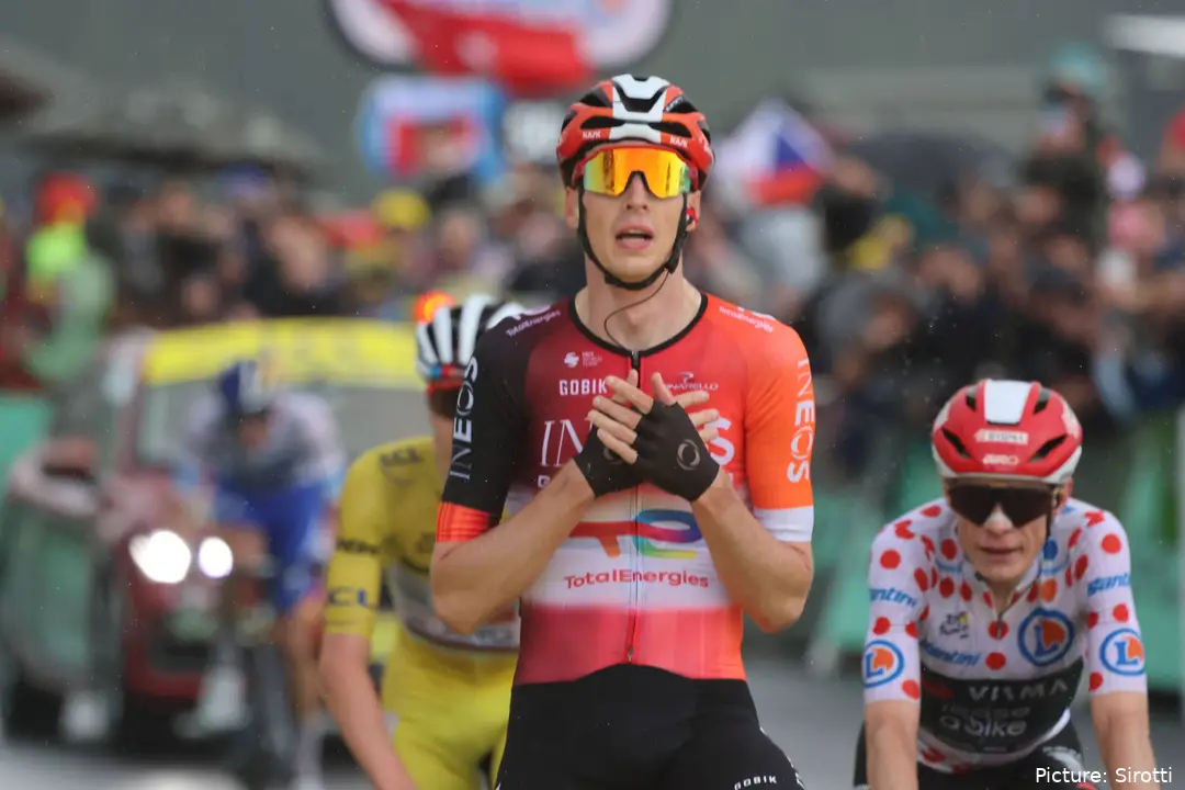 Thymen Arensman, estrella de INEOS en el Tour en 2025