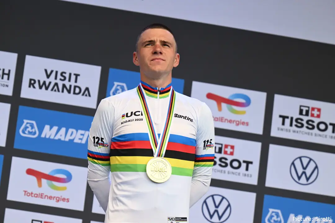 Remco Evenepoel se llevó el Mundial de contrarreloj por tercera vez consecutiva