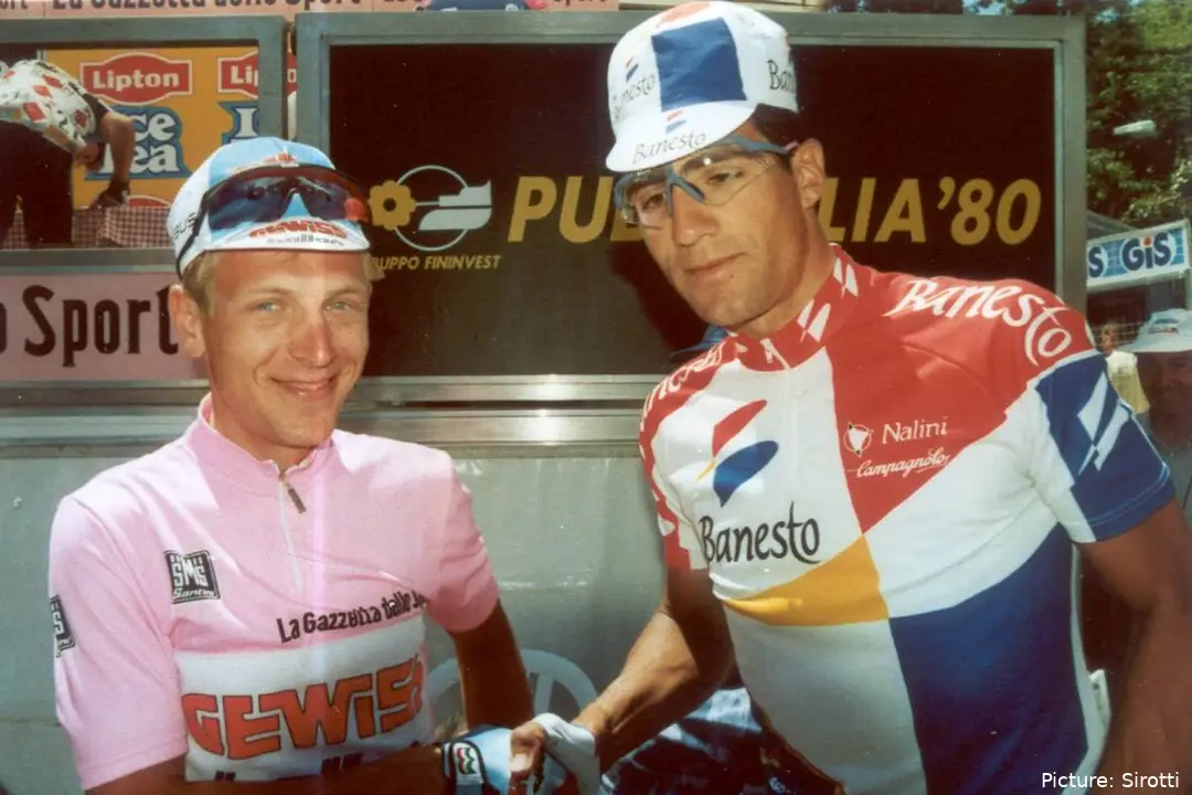 Yevgueni Berzin, de rosa en el Giro de Italia junto a Miguel Induráin