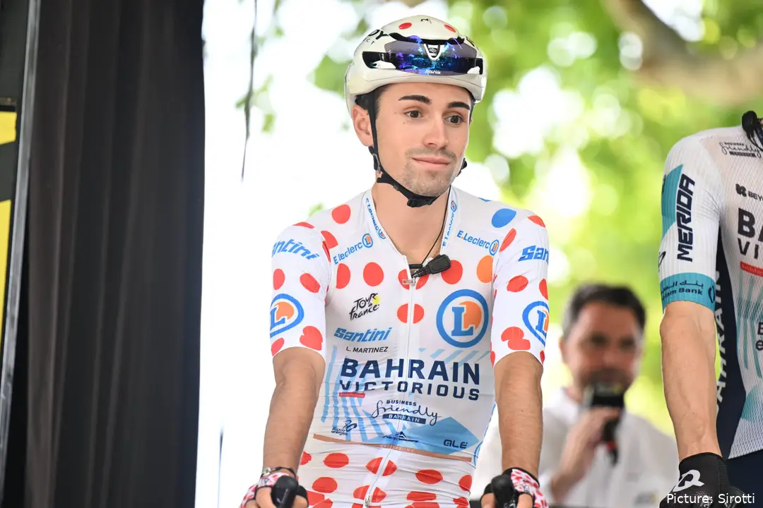 Lenny Martinez, con el maillot de líder de la clasificación de la montaña del Tour de Francia