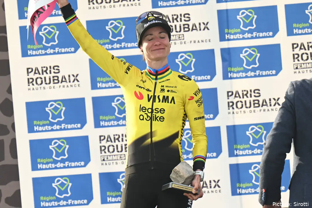 Marianne Vos en la Paris-Roubaix Femmes de 2026
