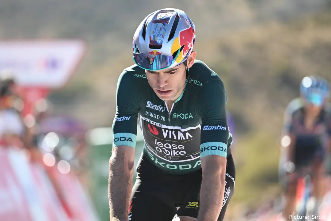 Wout Van Aert cruza la meta en la Etapa 20 de la Vuelta a España 2026