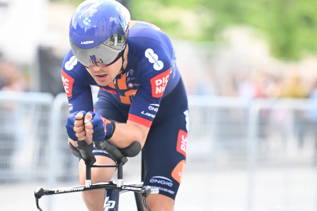 Bram Welten en el Giro d'Italia de 2025, una de sus últimas carreras como profesional
