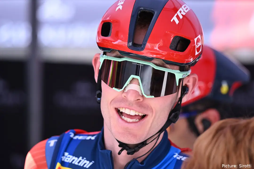 Mattias Skjelmose antes de la etapa 15 de la Vuelta a España 2026