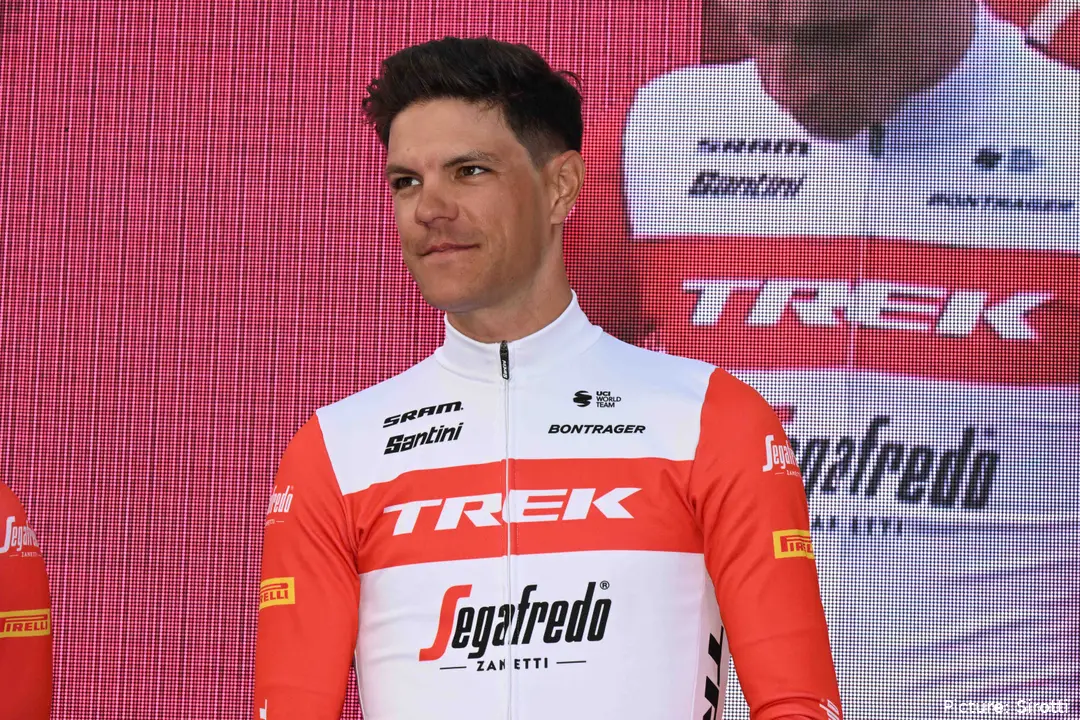 Jasper Stuyven mudou de cores após 12 épocas
