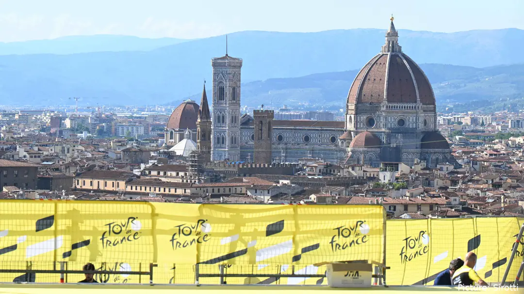 Image of the Florence Cathedral during the Tour De France competition in 2024.