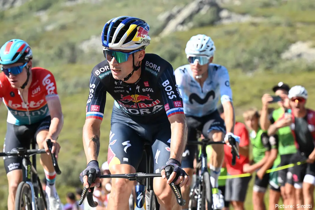 Roglic penalizado em 20 segundos pelo júri de corrida