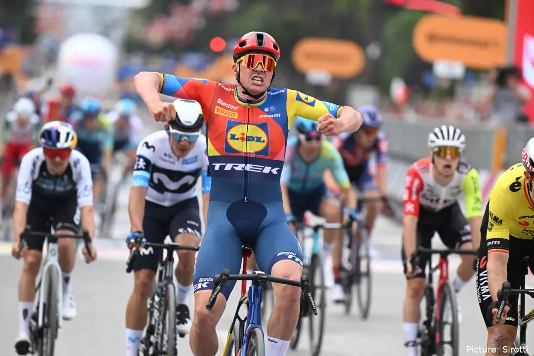 Mads Pedersen chegou ontem à 55ª vitória na carreira, a nona em 2025