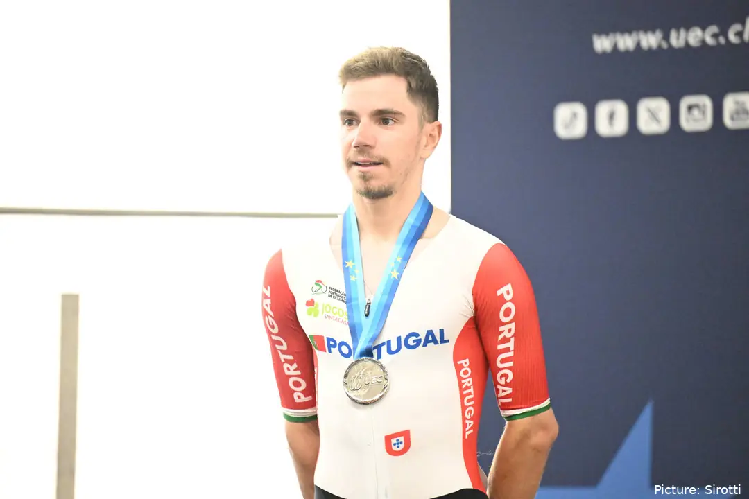 Rui Oliveira já conquistou vários títulos na pista, mas a vitória na estrada continua a escapar-lhe