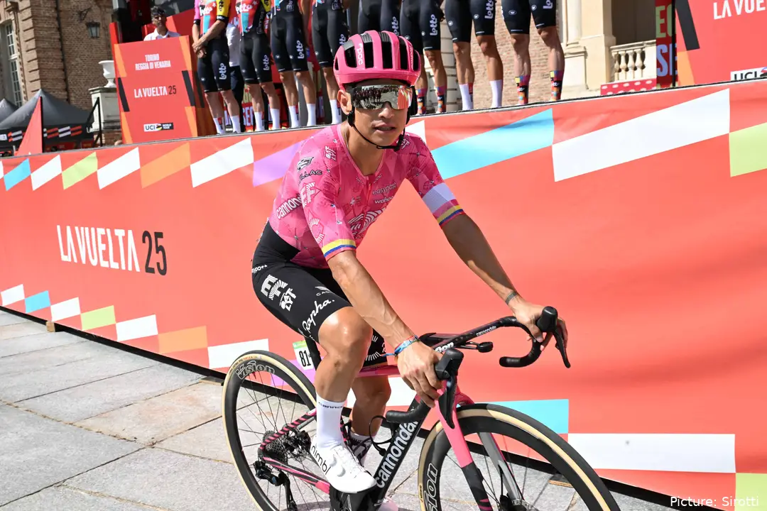 Esteban Chaves, estrela do ciclismo colombiano na década de 2010