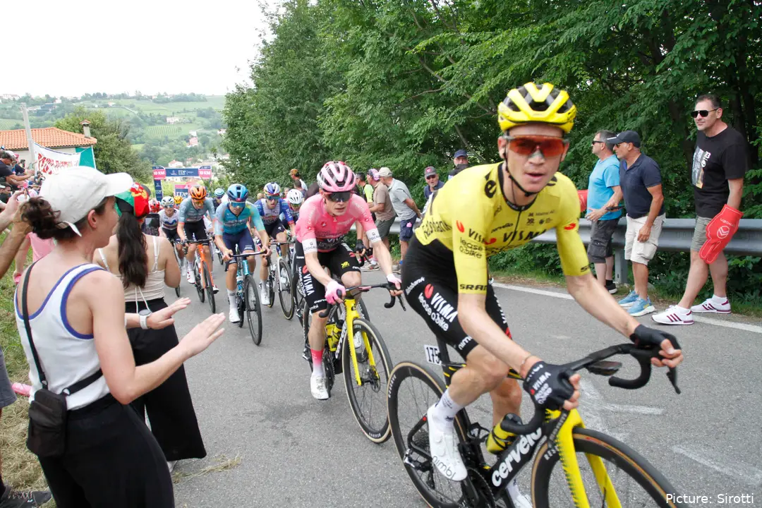 Sepp Kuss segue à frente de Jonas Vingegaard na Volta a Itália