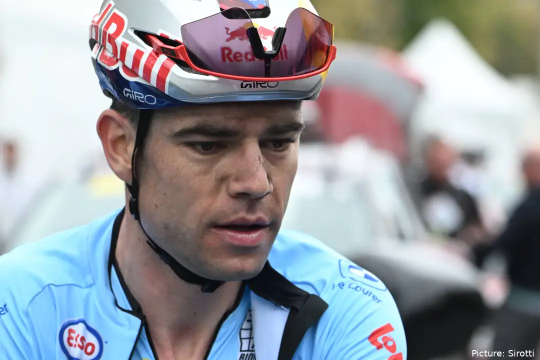 Wout van Aert in action at the 2026 Montreal World Championships