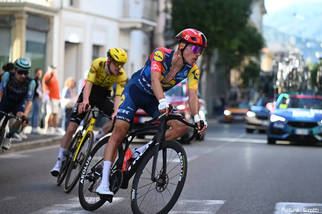 Juan Ayuso in action at Il Lombardia 2026
