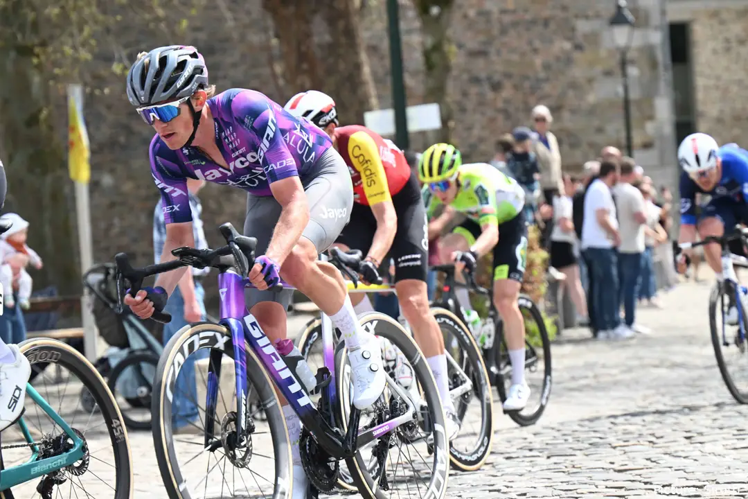 Koen Bouwman bei Lüttich–Bastogne–Lüttich 2025 für Team Jayco AlUla im Einsatz