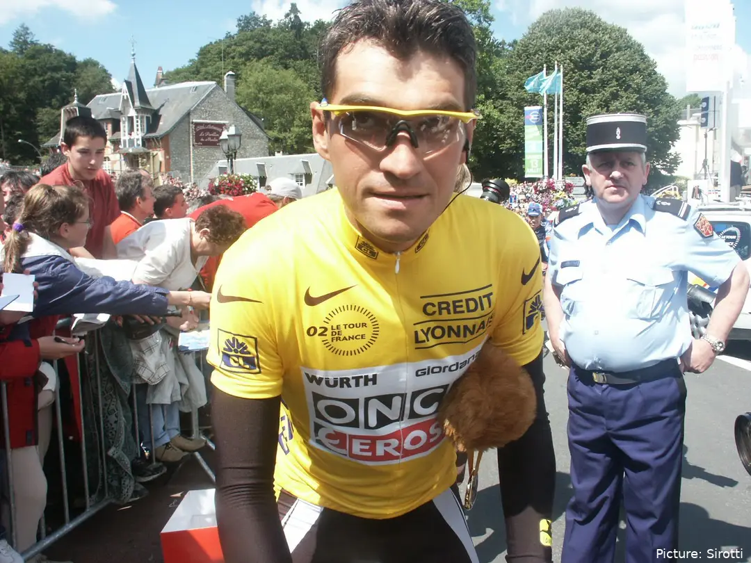 Igor González de Galdeano op kop in de Tour de France 2002