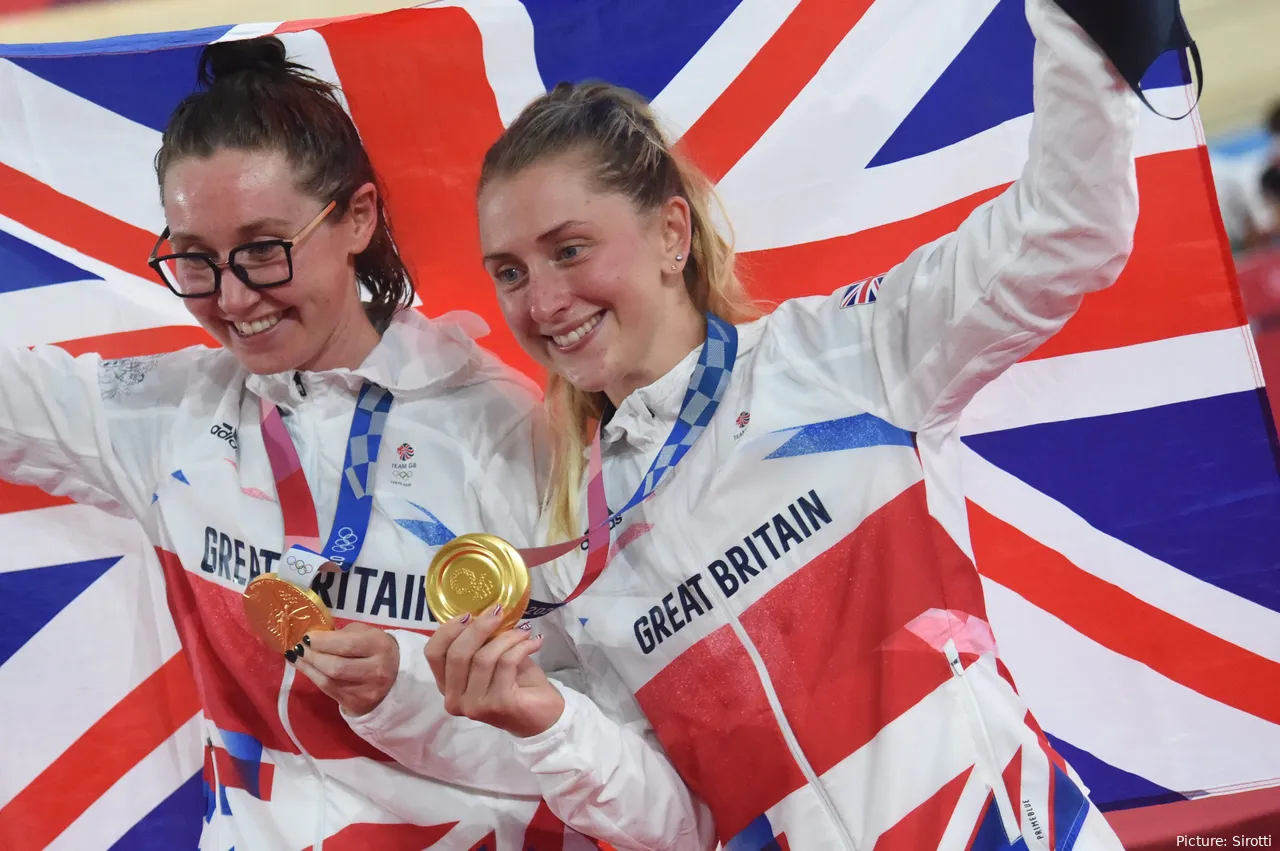 Laura Kenny y Katie Archibald en los Juegos Olímpicos de Tokio 2021. @Sirotti