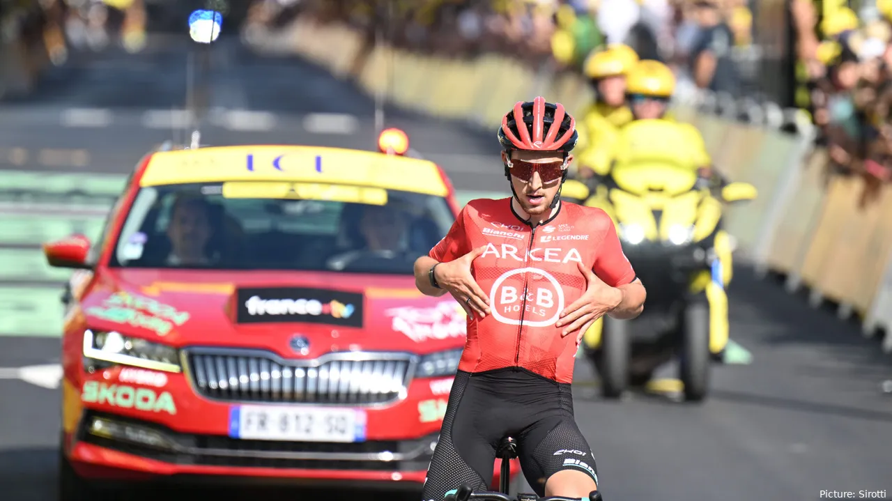 Kevin Vauquelin gana la 2ª etapa del Tour de Francia