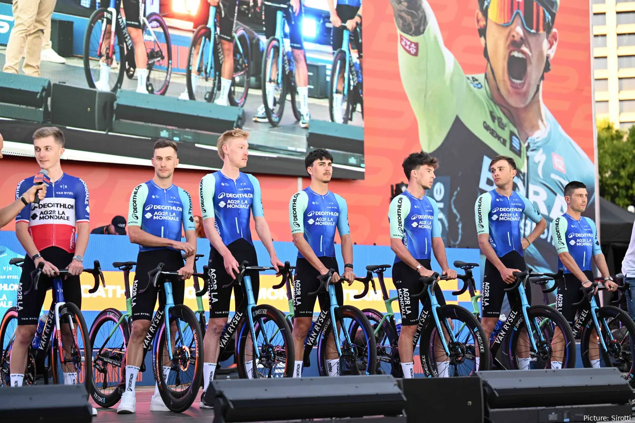El Decathlon AG2R ardió en 2024