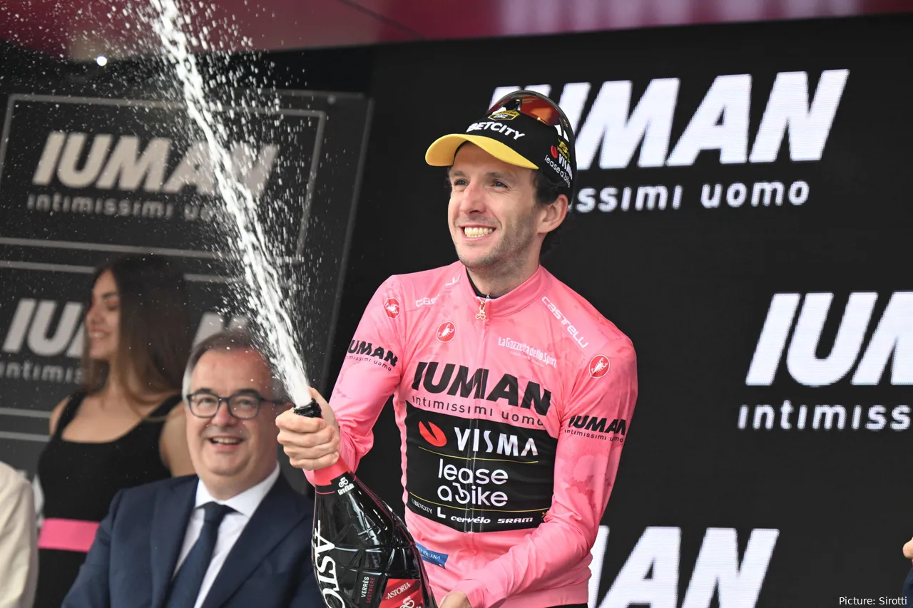 Simon Yates ganará el Giro de Italia 2025