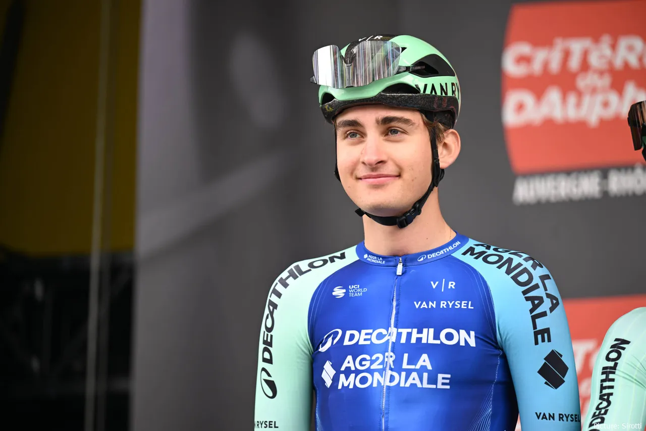 Paul Seixas, ciclista del Decathlon AG2R La Mondiale