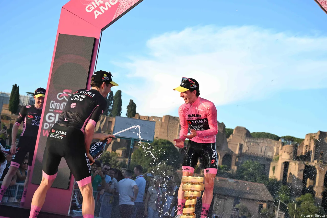 Simon Yates y Wout van Aert, dos de los grandes protagonistas del Giro de Italia 2025