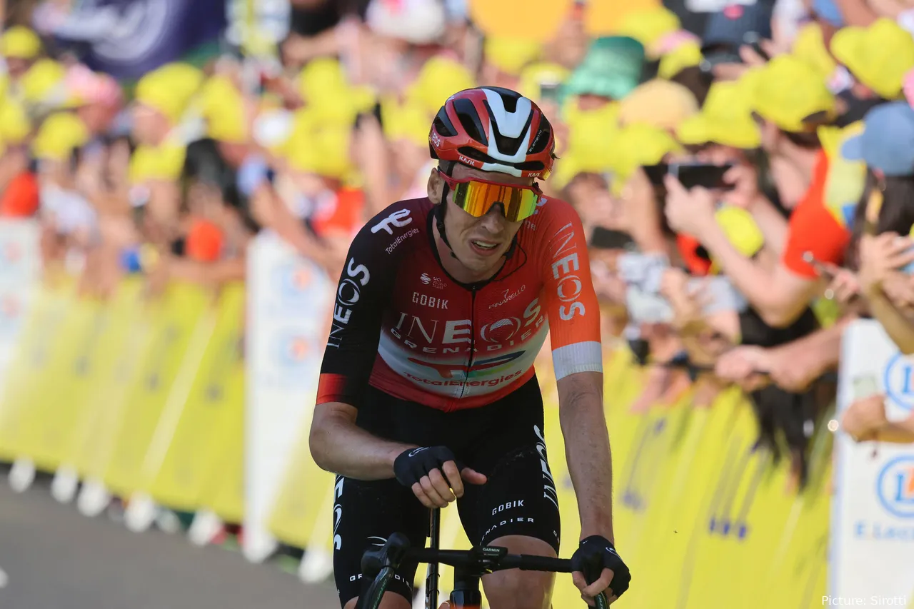 Thymen Arensman, ganador de la 14ª etapa del Tour de Francia 2025