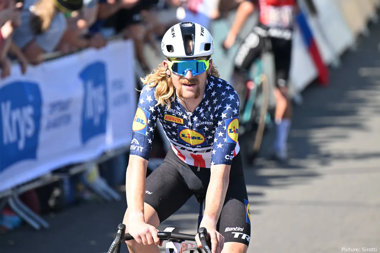 Quinn Simmons volvió a estar en la fuga del día en la 15ª etapa del Tour de Francia 2025