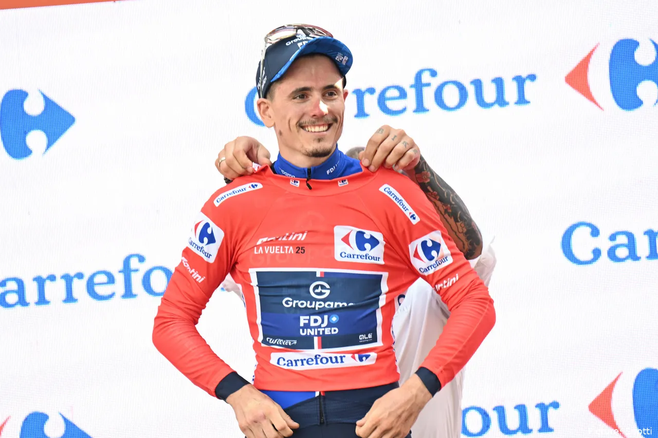 David Gaudu arrebató el maillot rojo de los hombros de Vingegaard