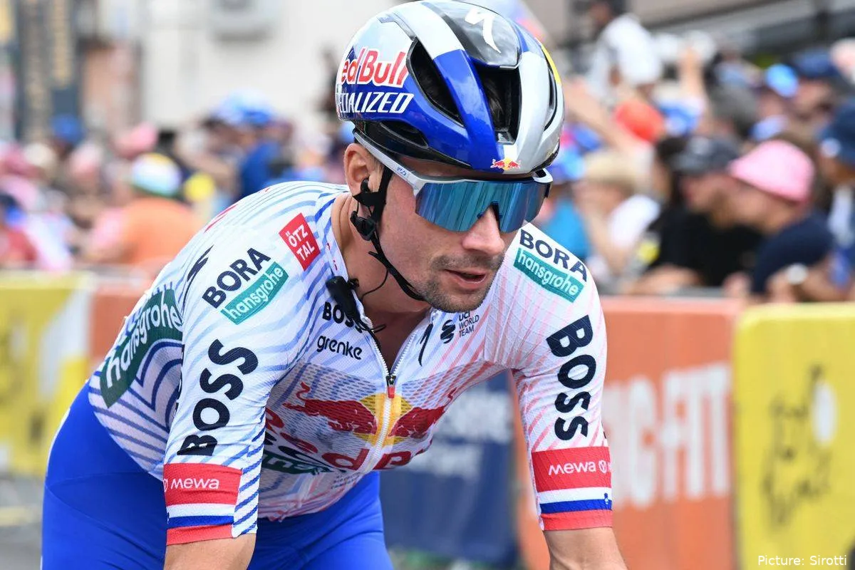 Primoz Roglic, uno de los favoritos en el Giro dell'Emilia 2025