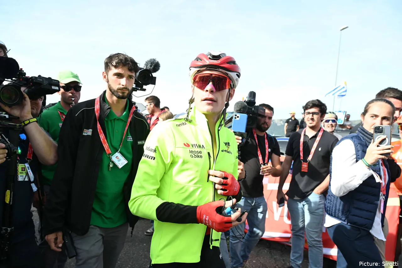 Jonas Vingegaard, tras ganar en la Bola del Mundo.