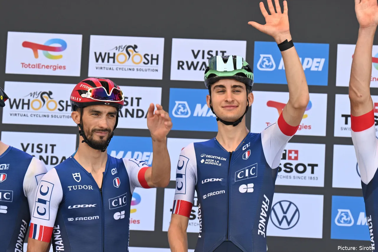 Julian Alaphilippe y Paul Seixas, pasado, presente y futuro del ciclismo francés