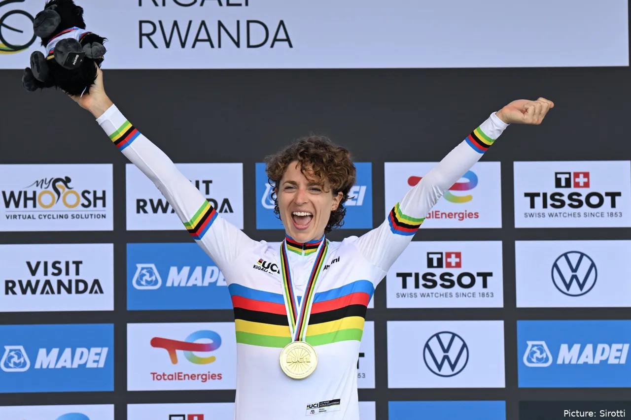 Marlen Reusser, campeona del mundo y de Europa.