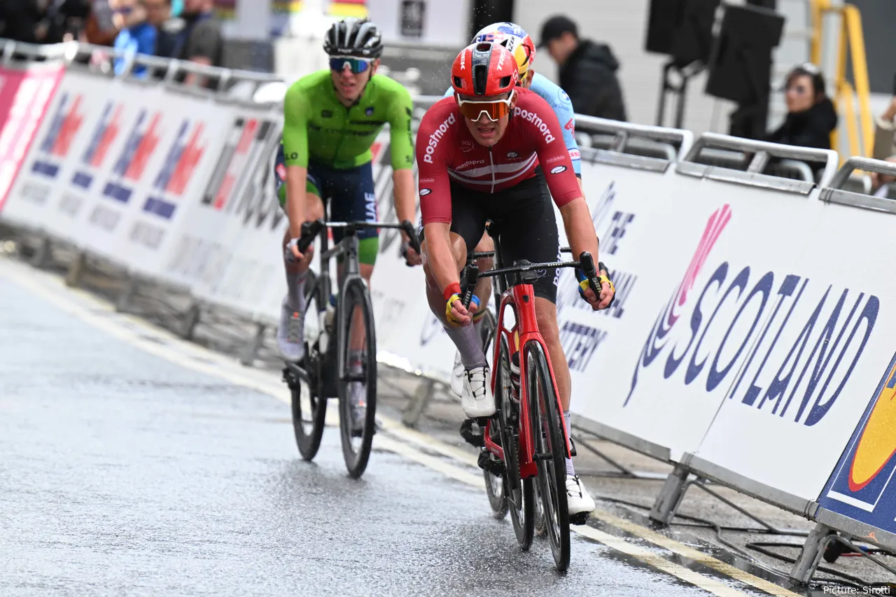 Mads Pedersen finished 4th whilst representing Denmark at the 2023 World Championships in Glasgow