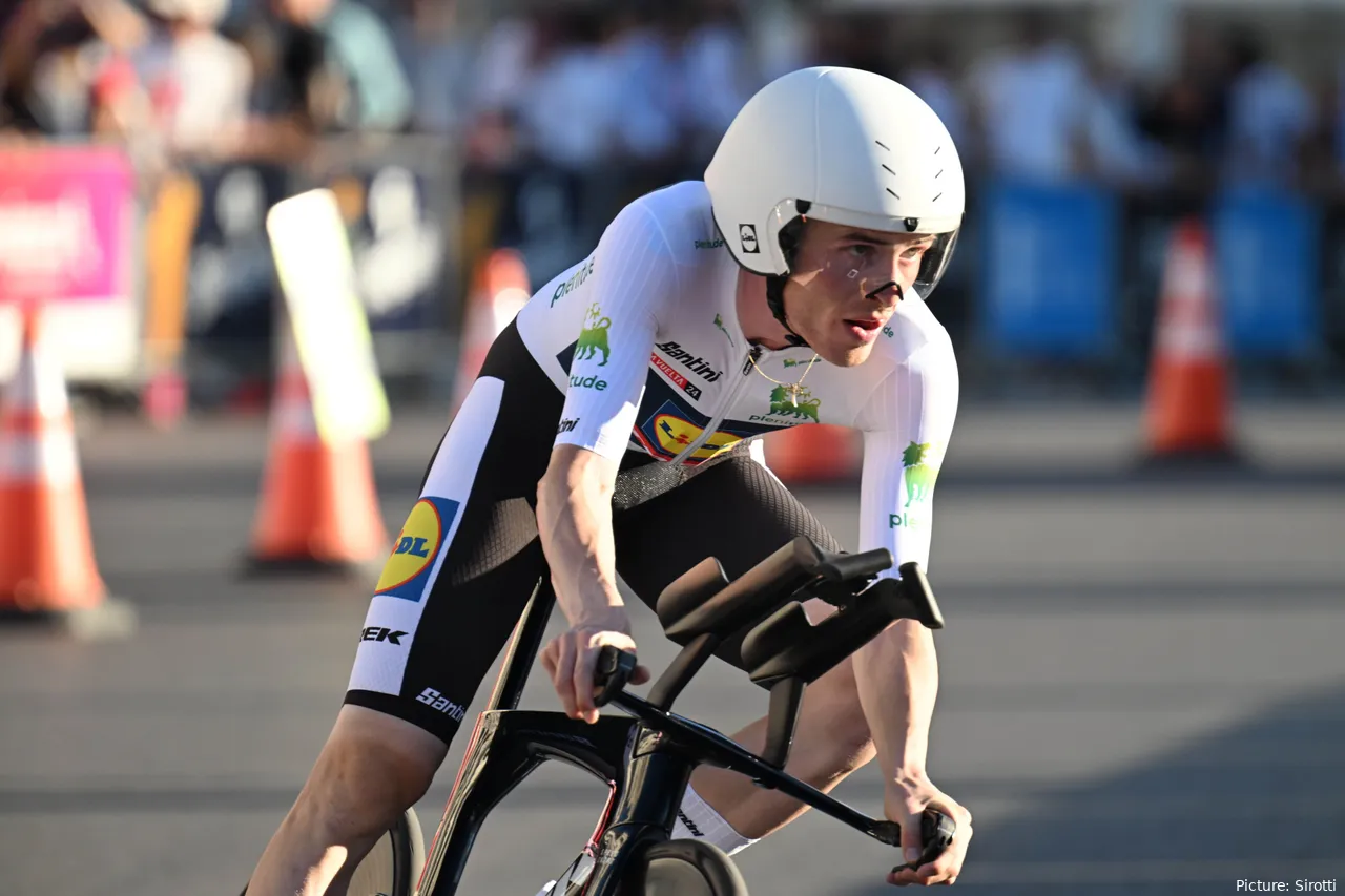 Mattias Skjelmose at the 2024 Vuelta a España. @Sirotti