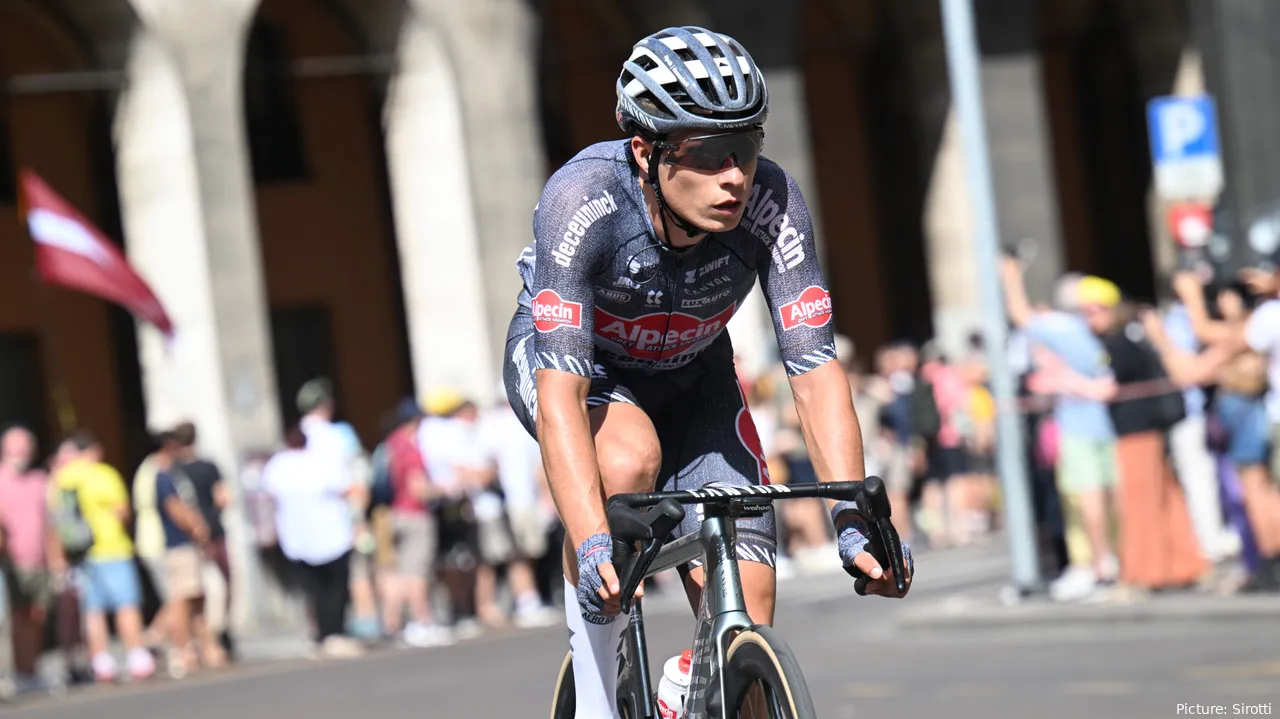 Ondanks het winnen van een etappe is de Tour de France van Jasper Philipsen niet zo succesvol verlopen als hij had gehoopt. @Sirotti