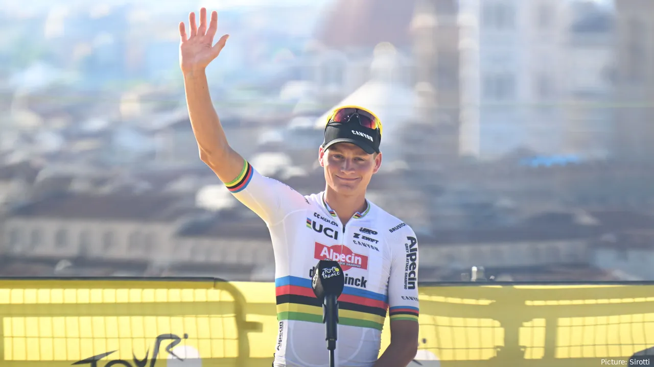 Mathieu van der Poel blijft Pogacar problemen bezorgen in Milano-Sanremo