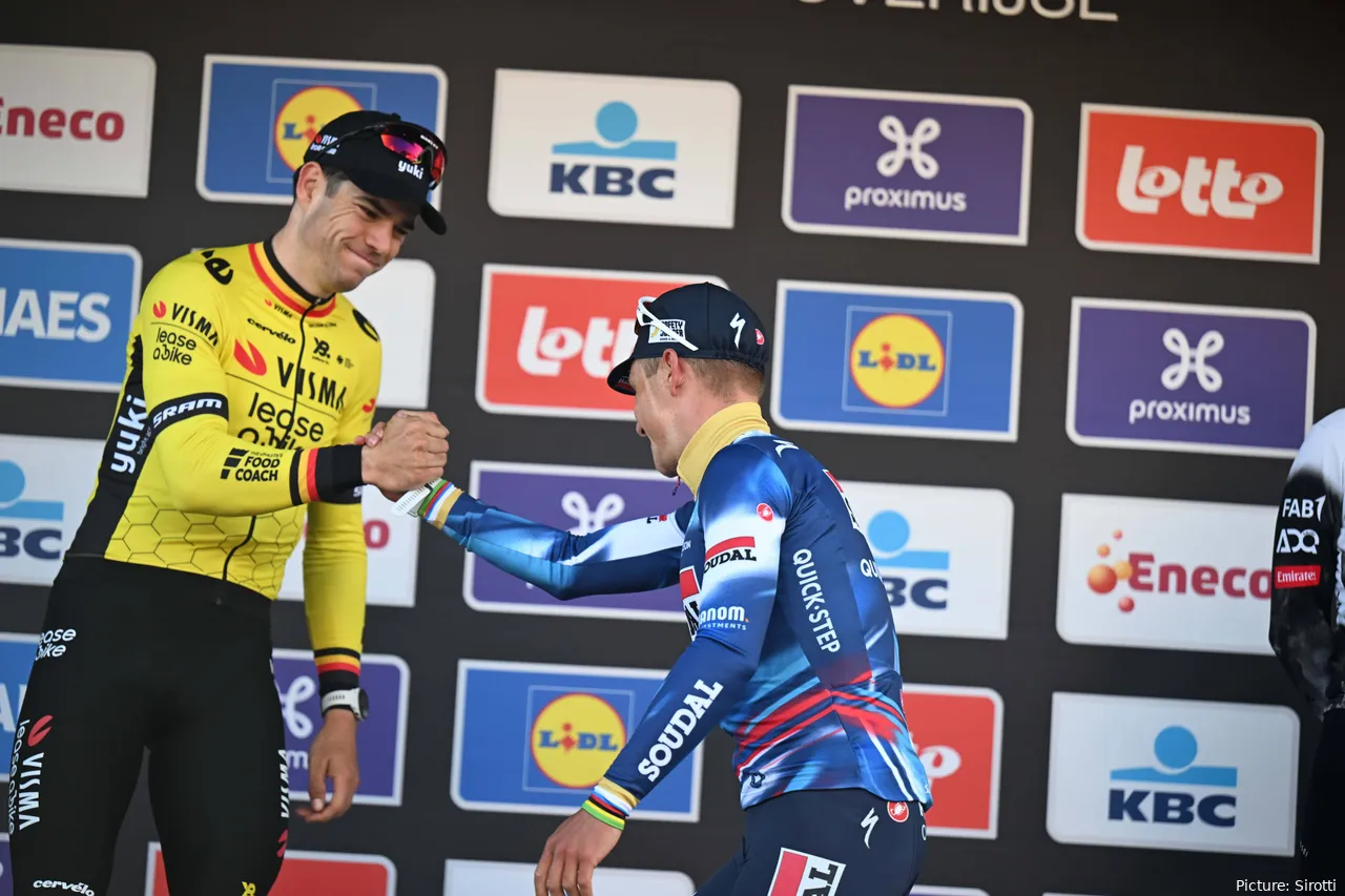 Wout van Aert moest genoegen nemen met een tweede plaats achter Remco Evenepoel in de Brabantse Pijl