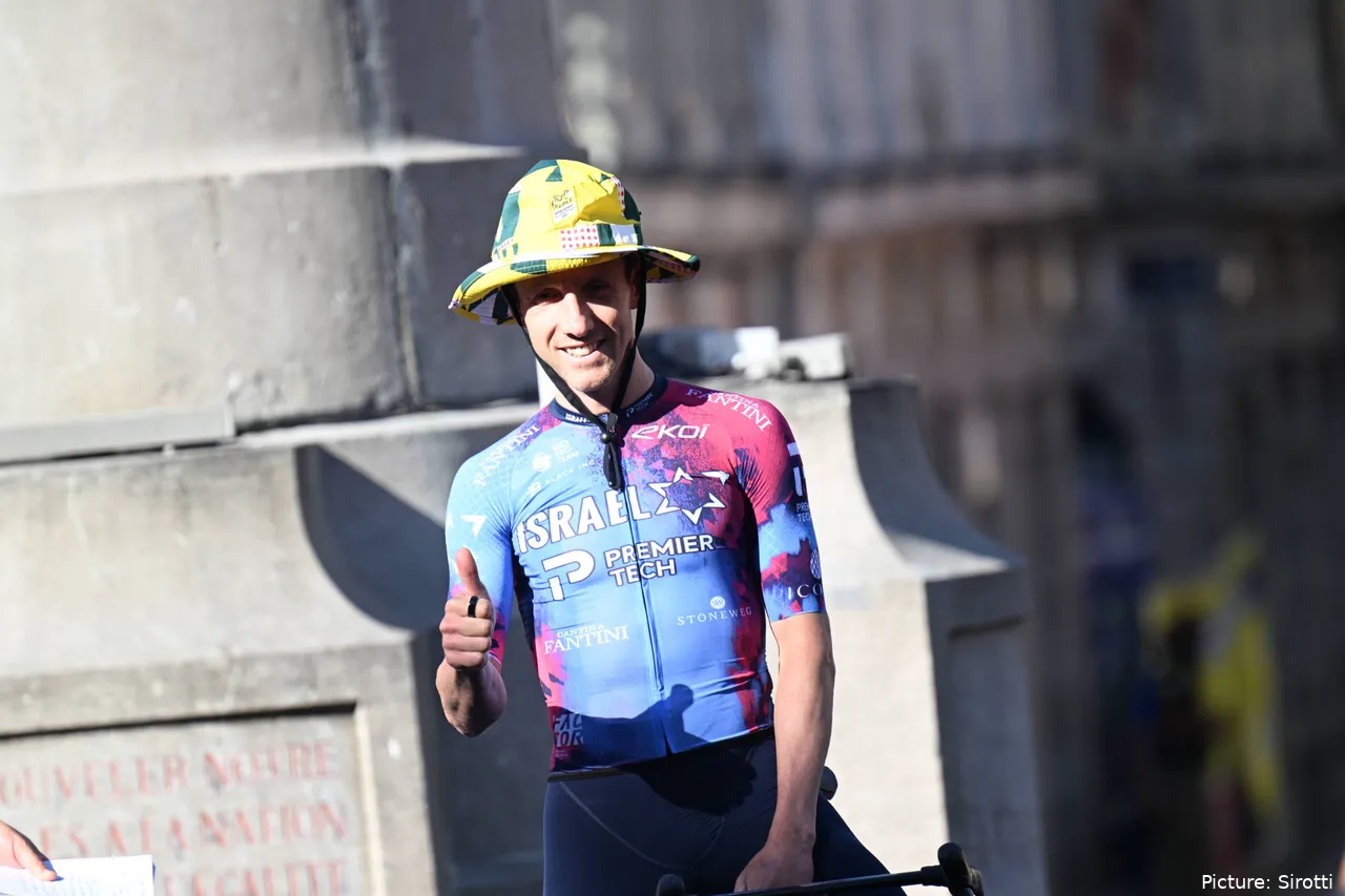 Woods poseert voor zijn laatste Tour de France eerder deze zomer