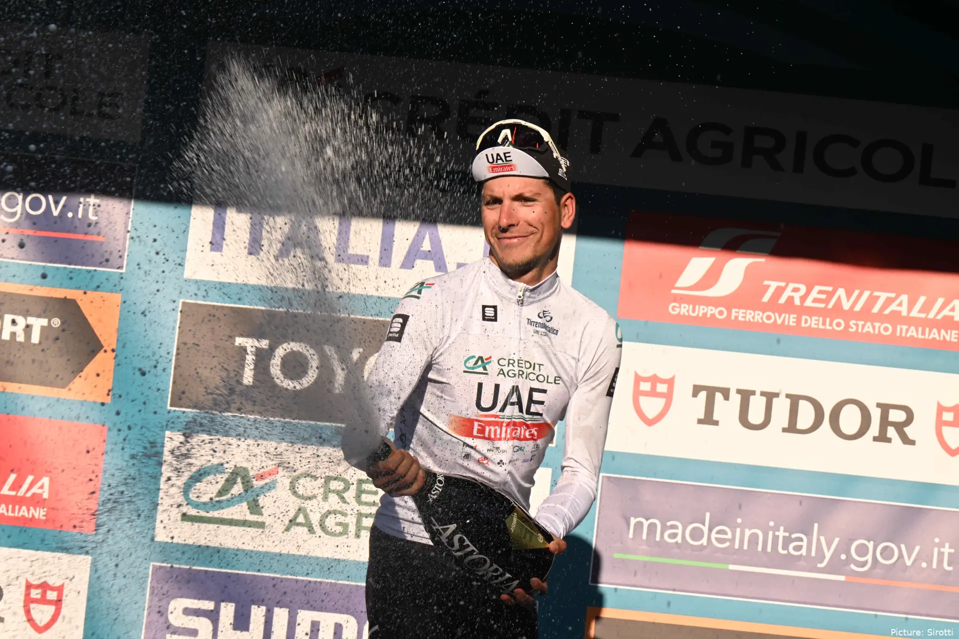 1101207485