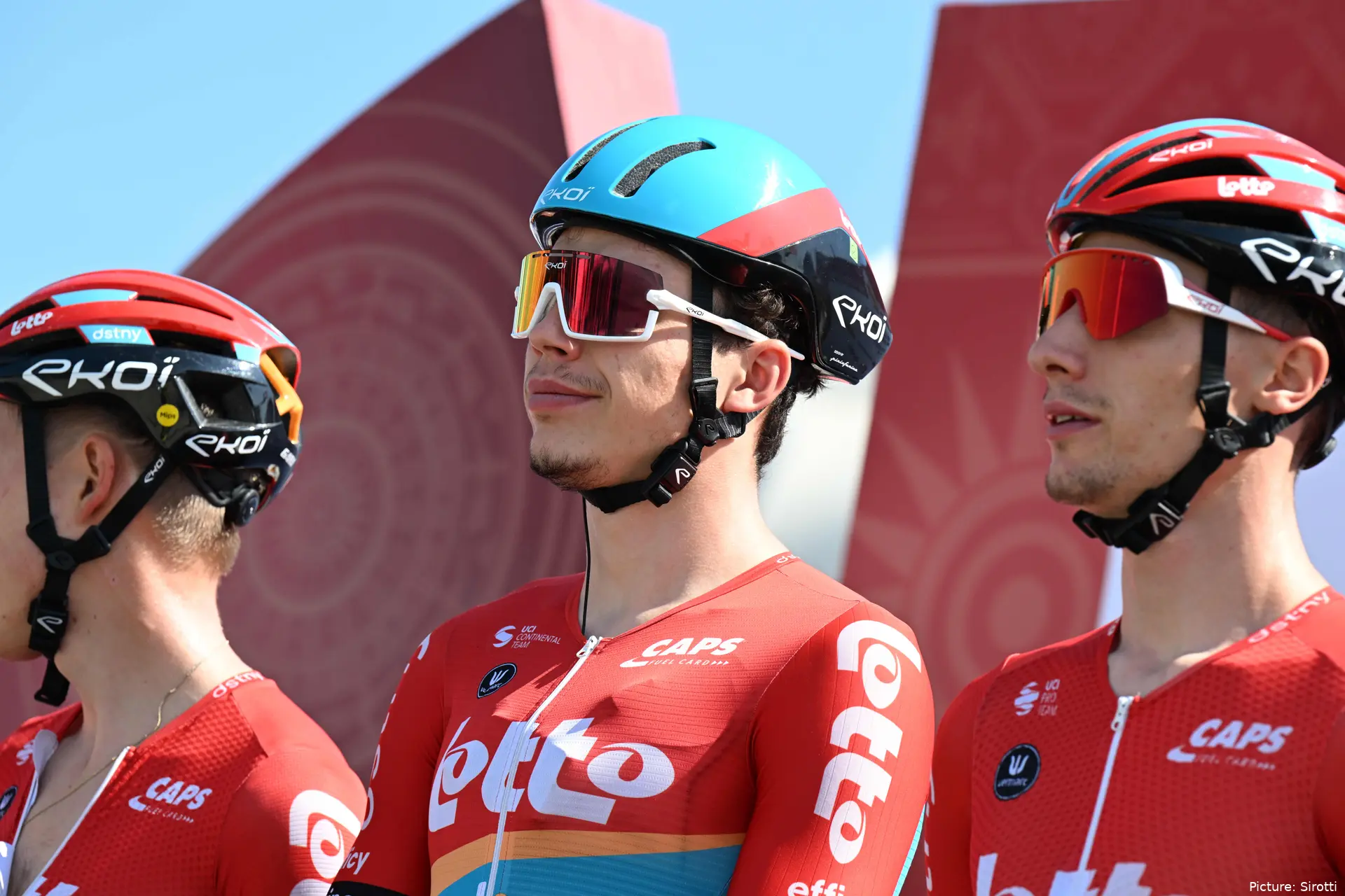 1142667133 6527df25b07ac