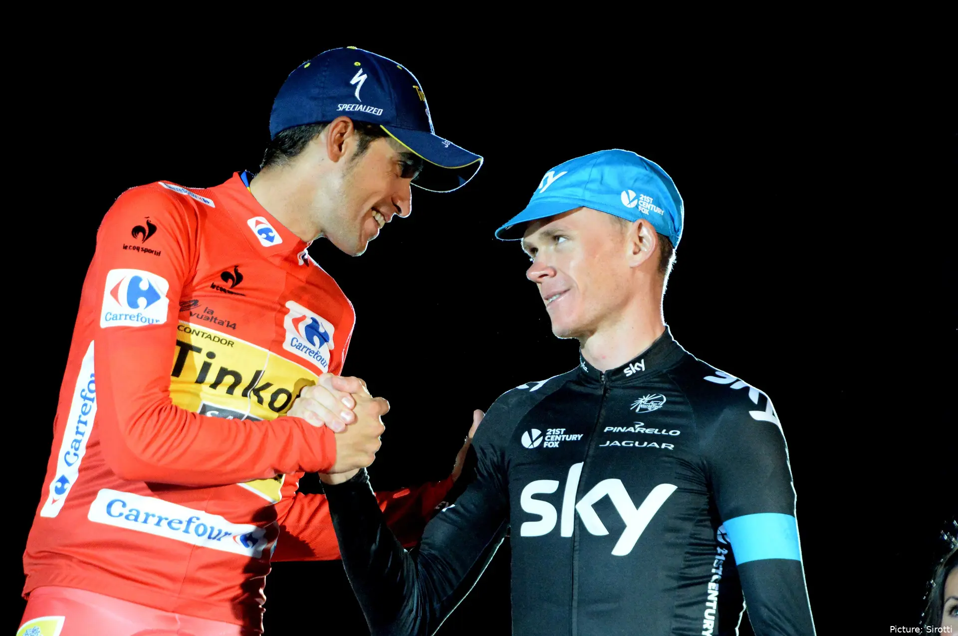 Alberto Contador y Chris Froome en el podio final de la Vuelta a España 2014