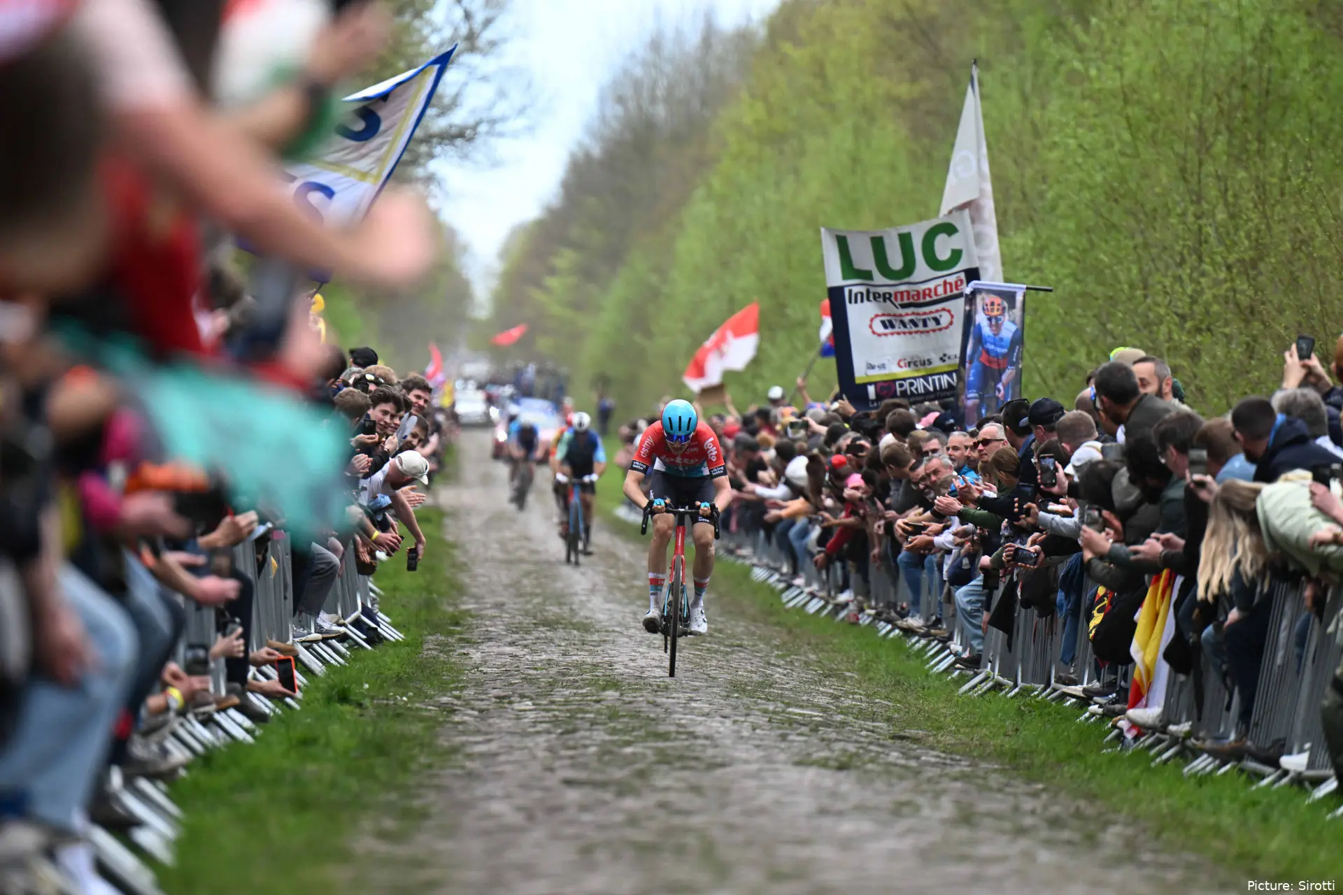 paris roubaix arenberg 1156367793
