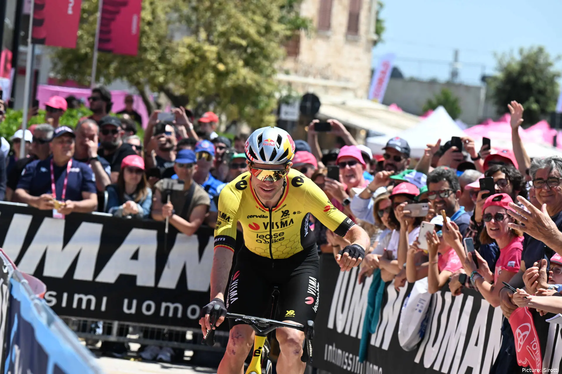 wout van aert giro 1215883887