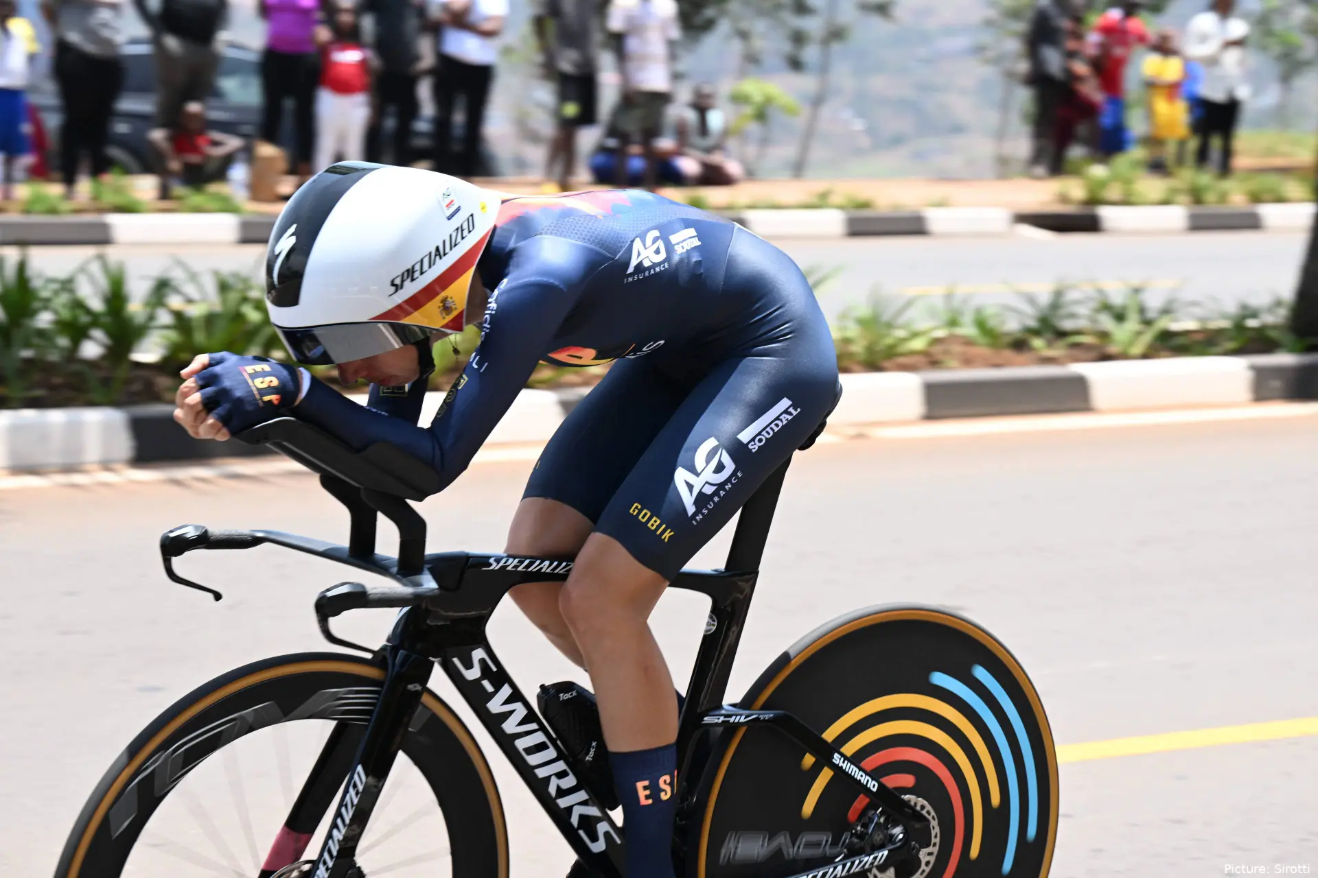 Movistar Team quiere a Mireia Benito.