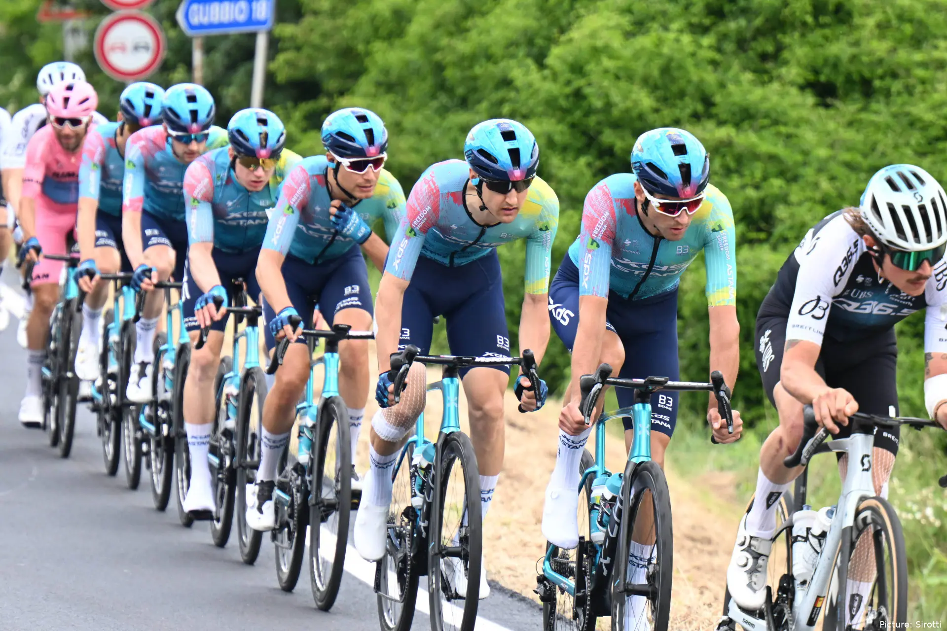 Astana seguirá en la primera división en 2026