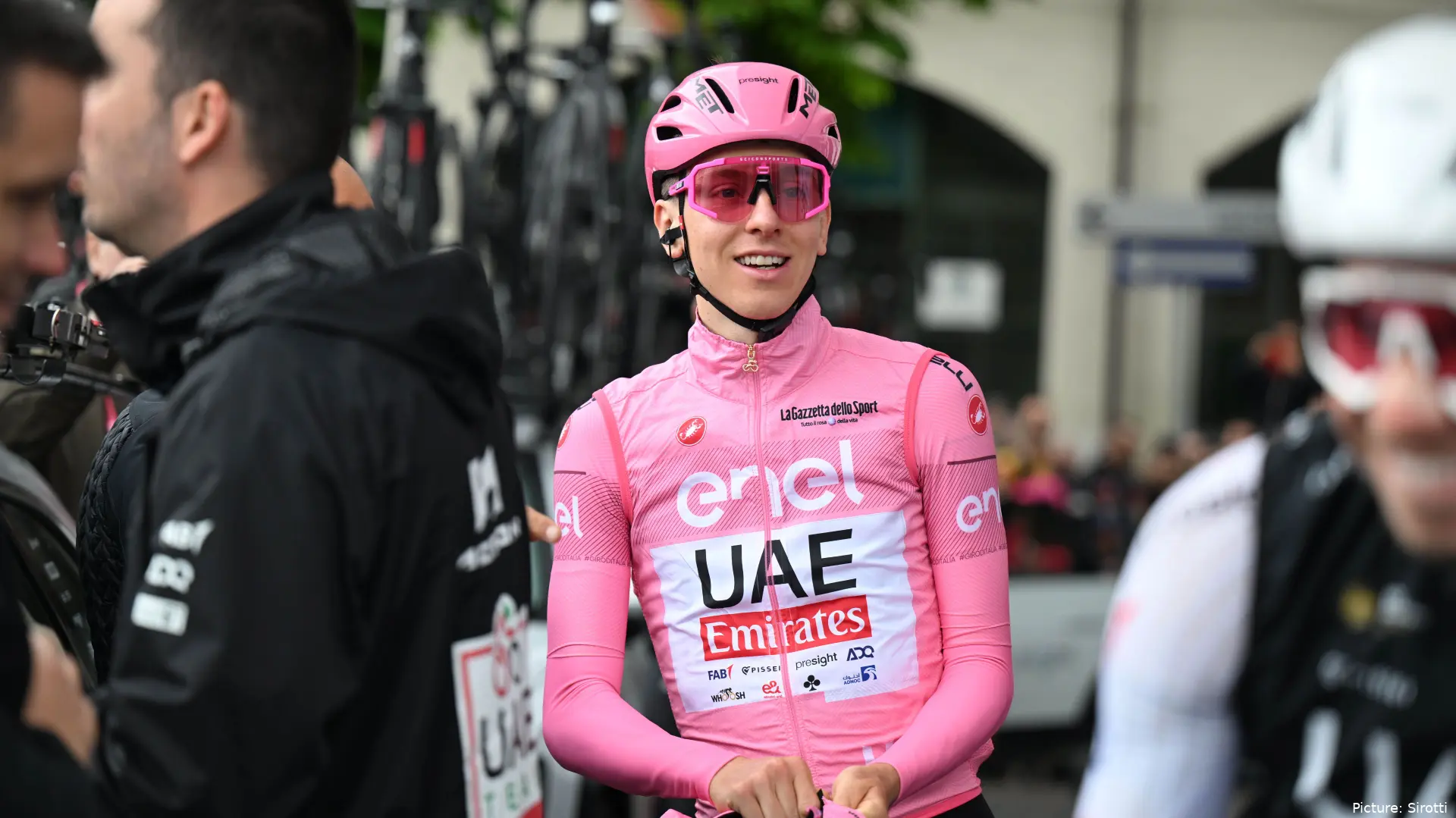 Tadej Pogacar, con la maglia rosa del Giro de Italia