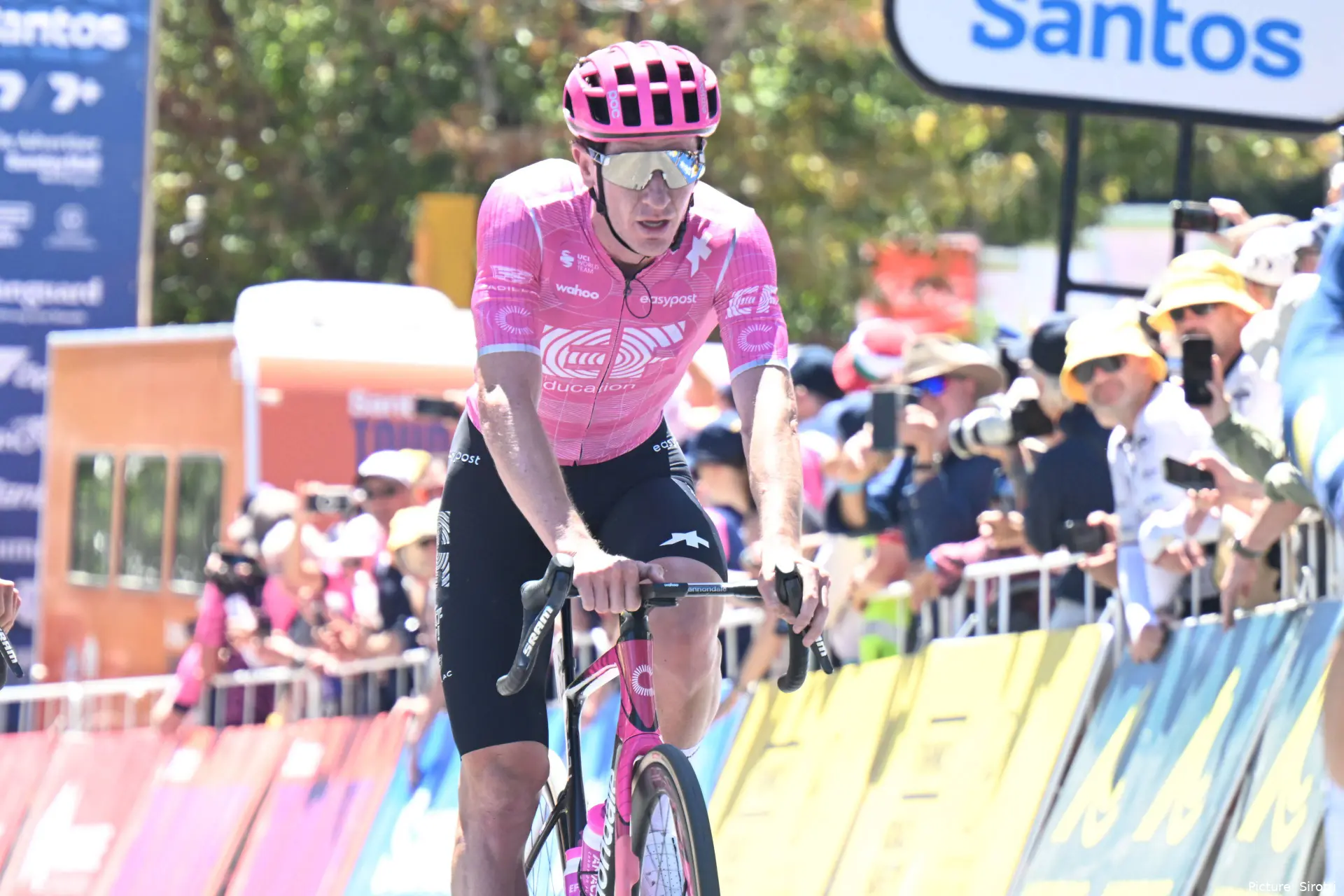 Harry Sweeny, líder del EF Education en el TDU 2026