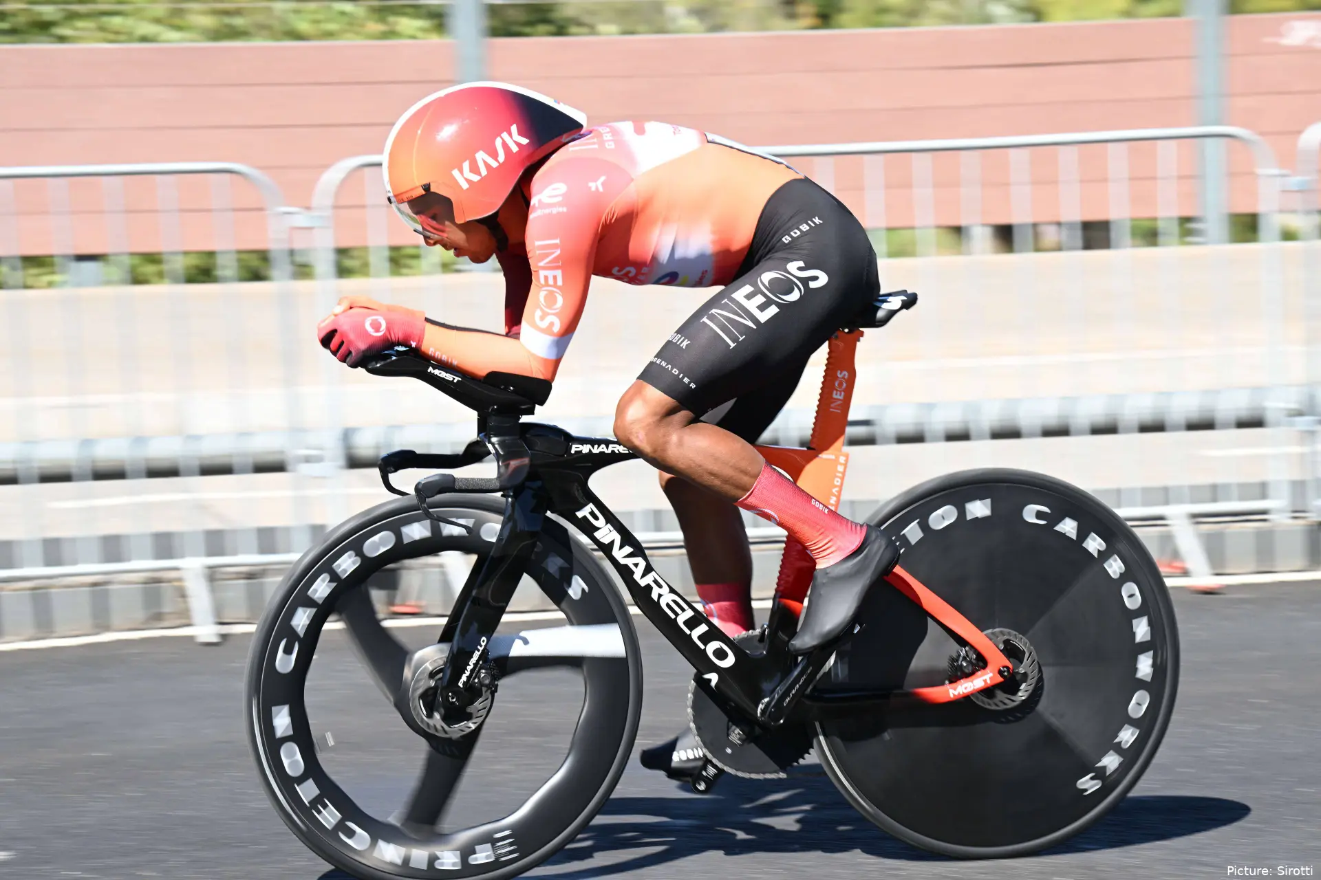 Brandon Rivera, ciclista de INEOS, en la Vuelta a España